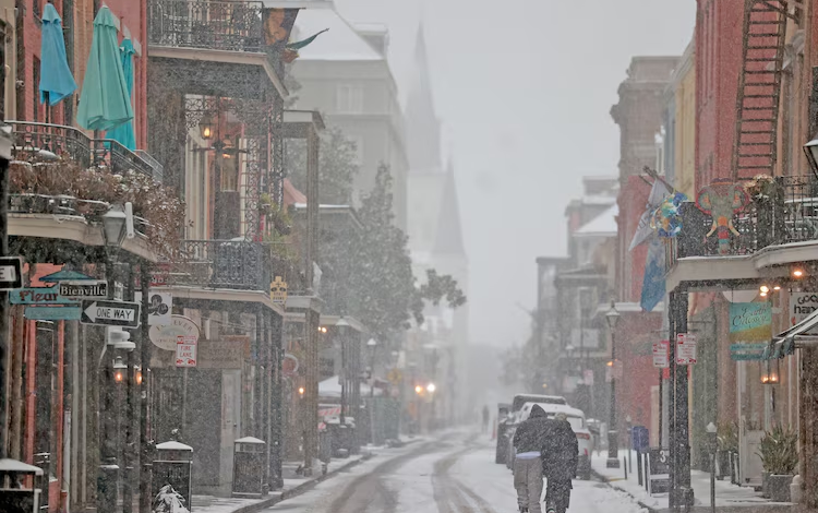 Historic Snowstorm Hits Florida Gulf Coast, Breaking Records